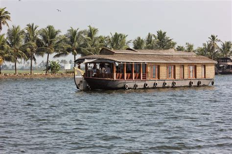 Best Places To Visit In Alappuzha Best Seafood Discover My India