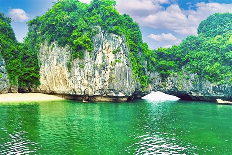 Ba Trai Dao Island And Beach Vietnam Travel S Helper