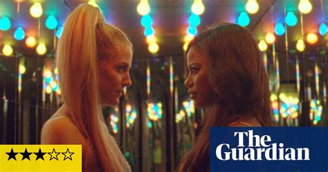 Zola Review Stylish Viral Tweet Based Sex And Crime Caper Sundance