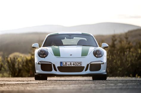 2016 Porsche 911 R Front End 04 Automobile