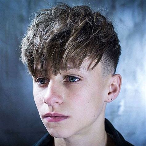A taper fade cut is essentially a haircut in which the length of the hair either decreases or increases gradually, generally featuring longer hair on top that gradually tapers and fades too much shorter hair along the neckline and above the ears. 27 New Men's Haircuts 2018 | Mens hairstyles, Medium hair ...