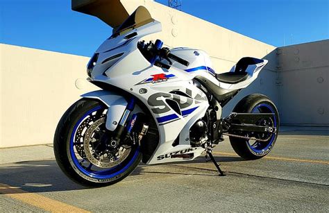 hd wallpaper suzuki 1000r suzuki gsx r wallpaper flare