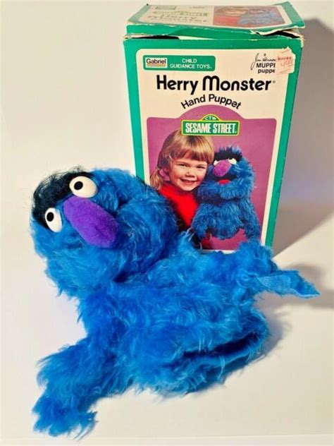 Vintage Jim Henson Muppets Sesame Street Cookie Monster Hand Puppet W