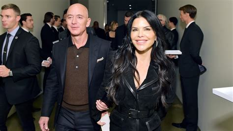 Amazon Ceo Jeff Bezos Girlfriend Former La Tv Anchor Lauren Sanchez