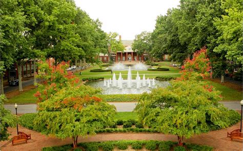 25 Most Beautiful College Campuses In The United States Travel Leisure