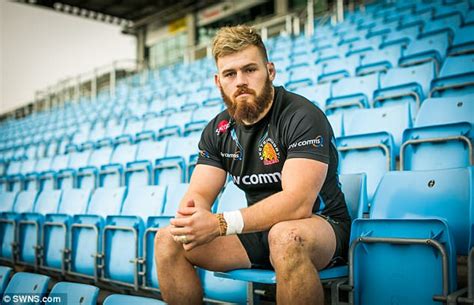 Exeter Hooker Luke Cowan Dickie Angling For England Recall Daily Mail Online