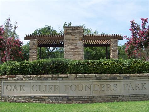 Oak Cliff Founders Park Nature Rocks North Texas