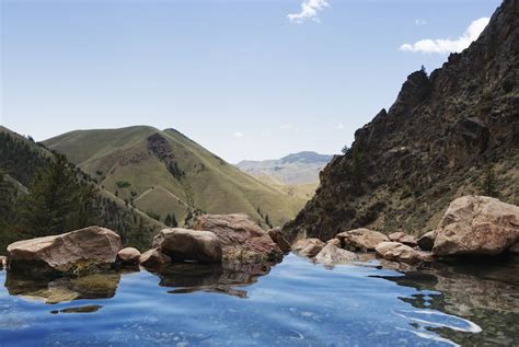 The 20 Best Hot Springs Destinations In The World