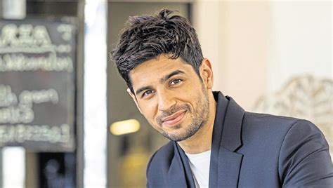 Maybe Ill Get Hitched In My 30s Sidharth Malhotra Hindustan Times