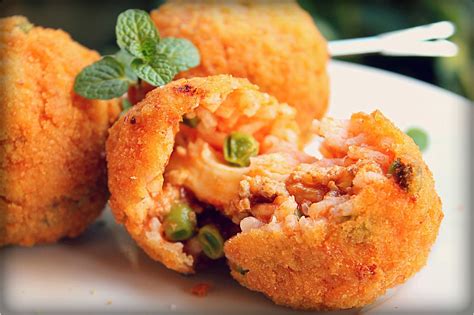 Arancino Or Arancina Isolani Per Caso