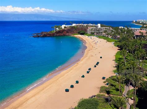 Sheraton Maui Resort And Spa Views Of The Kaanapali Beach On Maui Maui