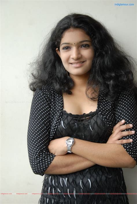Gayatri Actress Photoimagepics And Stills 205401