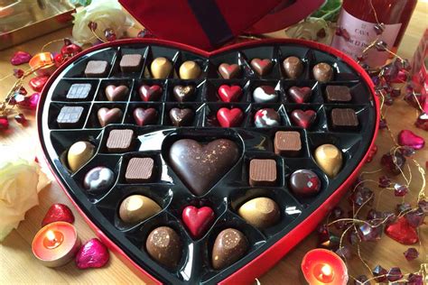 Valentine's day is typically a day to give flowers, cards, and chocolate. 6 Great Valentine's Day Gift Ideas M&S - Pikalily Food