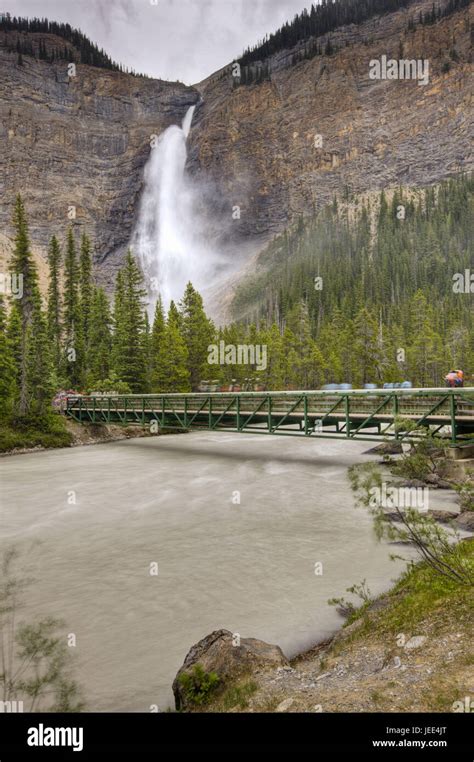 Yoho Nationwide Park Hi Res Stock Photography And Images Alamy