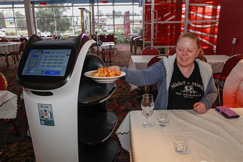 Robot Waiters Restaurants Get Tech Savvy The Western Weekender