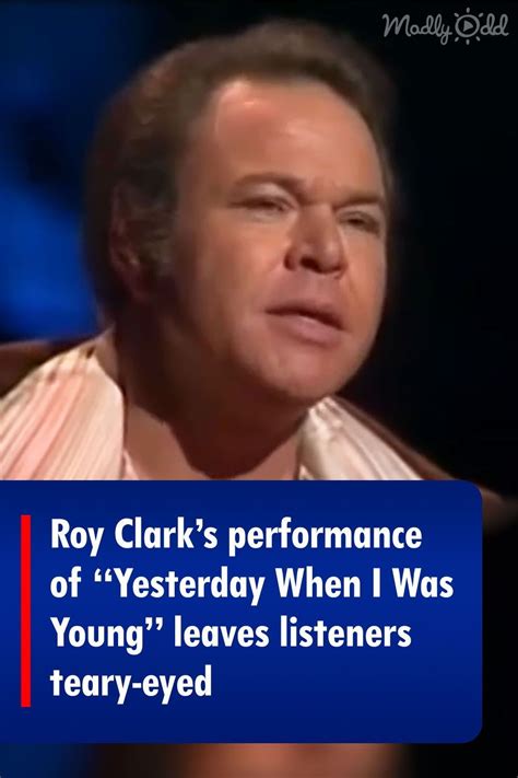 Country Legend Roy Clark Performs Live On Hee Haw On October 22 1978
