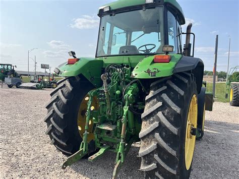 2001 John Deere 7810 Row Crop Tractor برسم البيعnorfolk Nebraska