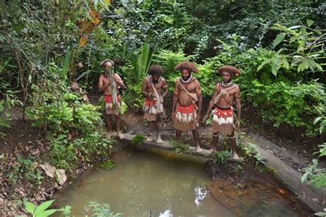 Dovolená Papua Nová Guinea Nové Irsko Šalamounovy Ostrovy A Nauru