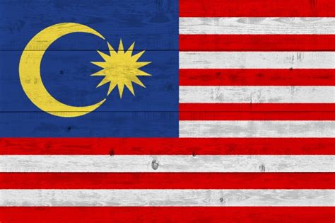 Find the perfect malaysia flagge stock photos and editorial news pictures from getty images. Malaysia-flagge, die auf dunklem hintergrund verstreut ist ...