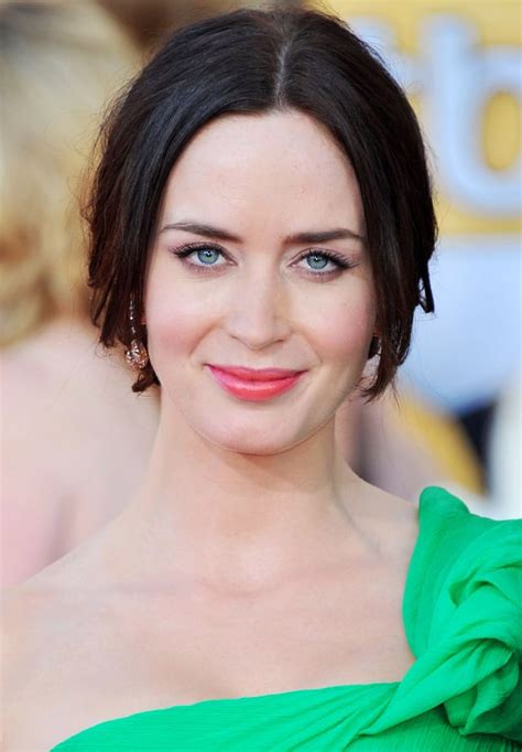 Emily Blunt Sag Awards 2012 Best Hair And Makeup Looks Us Weekly