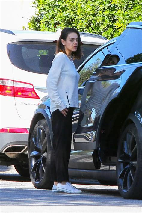 Mila Kunis Returns To Her Tesla Model 3 Car In Los Angeles 03272018 Hawtcelebs