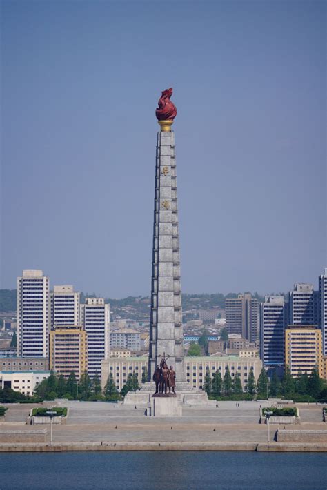 Juche Tower Tower Of Juche Ideology Pyongyang — Young Pioneer Tours