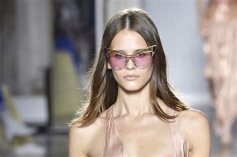 Milan Fashion Week Models Flash Boobs In Wardrobe Malfunction
