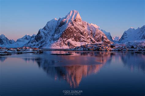 Lofoten Islands Norway Reine Winter Sunrise Friday Photo 17 68 North