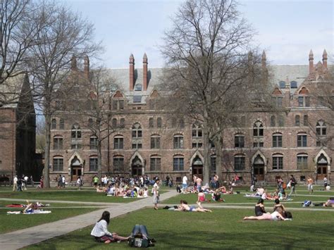 35 Yale University Campus