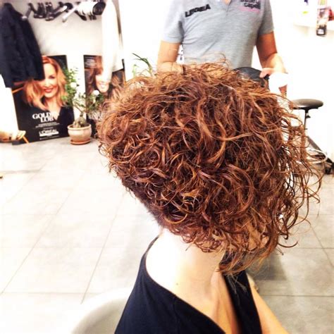 Love It When Curls Are Bobbed Bob Haircut Curly Stacked Bob Haircut Haircuts For Curly Hair