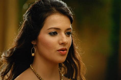 Tu es sur le bon blog certain film sont traduit par le groupe le meilleur des films indou djamm et imen et marie merci à vous. Saloni Spicy Stills in Maryada Ramanna HD Wallpapers ...