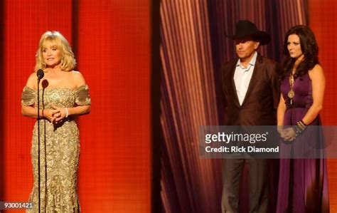 Mandrell Photos And Premium High Res Pictures Getty Images