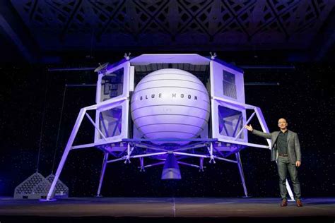 Jeff Bezos Blue Origin Wins NASA Contract To Build Astronaut Lunar