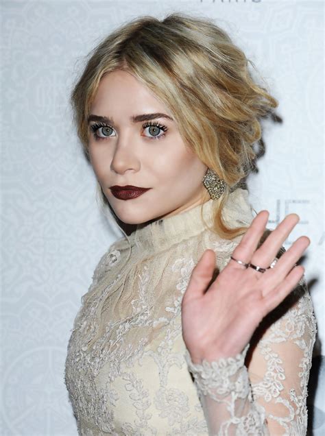 Ashley Olsen Ashley Olsen Hair Dark Hair Lipstick Casual