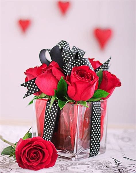 Red Roses In A Square Glass Vase Durban Florist