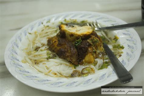 Char kway teow merupakan makanan yang popular di malaysia dan singapura. sendudukdesa journal: Taiping - Doli - Kuey Teow Goreng