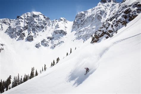 The Best Ski And Snowboard Resorts In Colorado Evo