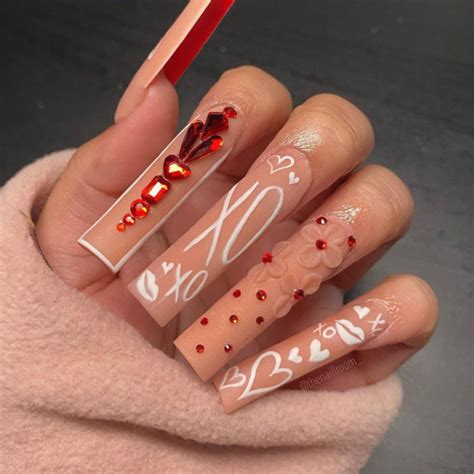 100 Best Valentines Day Nails XO Nude Acrylic Valentine Nails 1