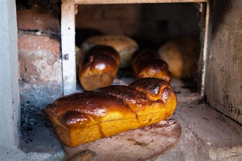 6 Easy Easter Bread Recipes From Around The World Best Easter Bread