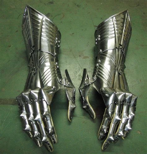 Pair Of Late Gothic Gauntlets Ready For Sewing In The Gloves Armor