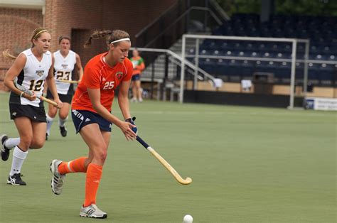 Field Hockey Loses Two Close Games