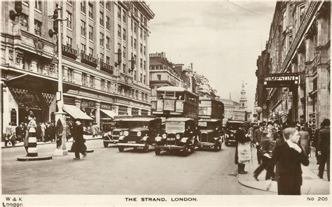 The Strand London London Taxi Taxi Cab Vintage London Street View