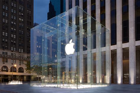 Apple Store New York Fifth Avenue Yonder