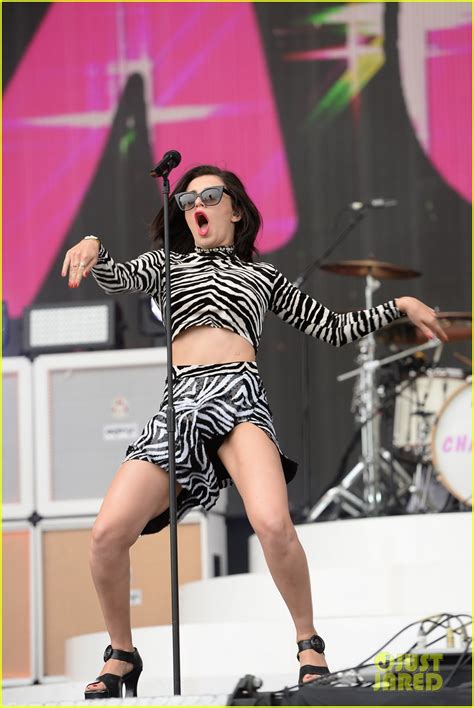 Charli Xcx Is Obsessed With Inflatables Plays Giant Guitar Inflatable At Radio 1s Big Weekend