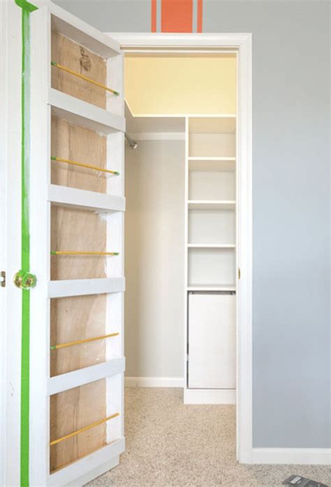 Once you have this devoted space, you easily organize your clothes and accessories. 5 Custom Closet Ideas for Small Spaces | Small closet ...