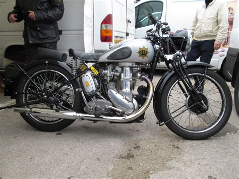 Bsa M24 Gold Star 1938 500cc Ohv Coupes Motos Légende 2013 Flickr