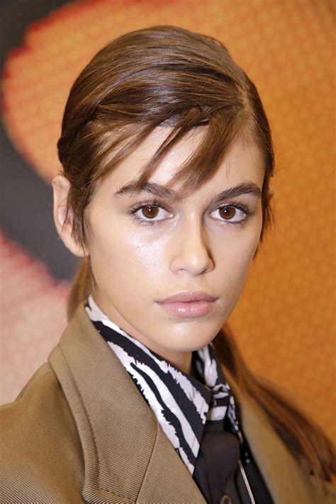 There's a bunch of different food delivery apps you can sign up to drive for, so which one's the best one? Cindy Crawford's 16-year-old look-alike daughter walks ...