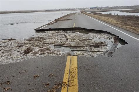 High Water Affecting Highways In Southwestern Saskatchewan 980 Cjme