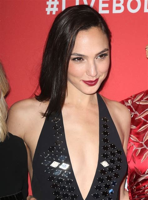 Gal Gadot Images Gal Gadot Photos Gorgeous Women Gal Gabot Gal Gadot Wonder Woman Models