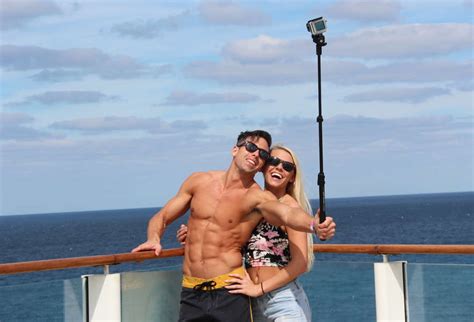 Couples Cruises Selfies Looking For Threesomes And Other Awful